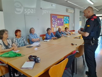 El servei Fem Companyia del Consell Comarcal del Pla de l’Estany celebra l’acte de cloenda